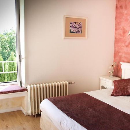 Auberge Des 7 Tours Martel Esterno foto