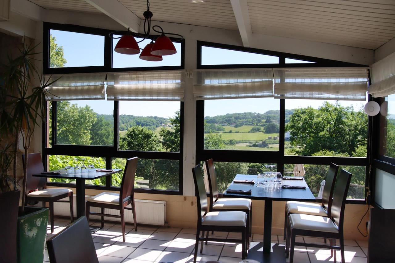 Auberge Des 7 Tours Martel Esterno foto